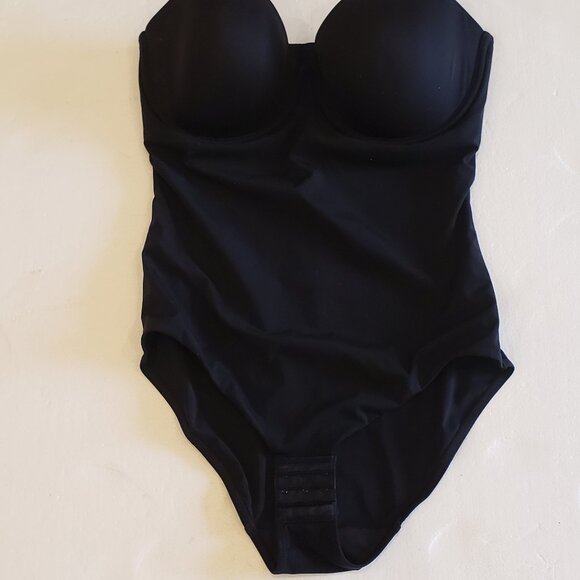 Wacoal Red Carpet Strapless Shaping Body Briefer in Black - Picture 10 of 13